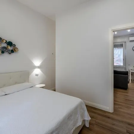 R.b. Apartment *